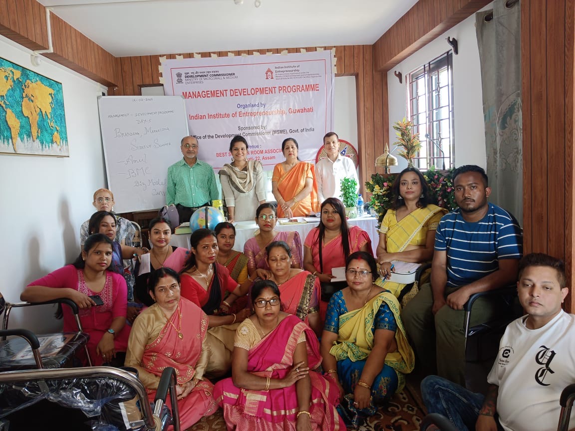 6d02cd6b-ba3f-44cd-924d-7adb62087d45